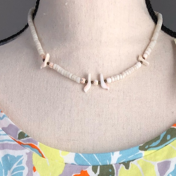 Birds in Flight Puka Shell Necklace & Bracelet - Picture 3 of 7